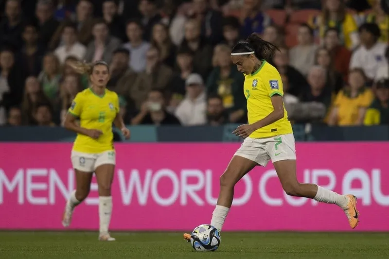 Andressa Alves disse que a Seleção Brasileira sabe da dificuldade que vai ser o jogo contra a Jamaica, nesta quarta