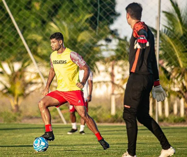 Zagueiro Gum pode ter mais uma oportunidade de iniciar como titular do Galo, agora contra o Novorizontino