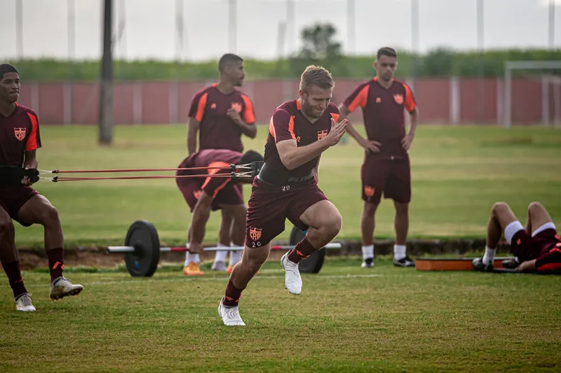 Fábio Alemão vive expectativa para jogar contra a Bolívia Querida neste sábado (12)