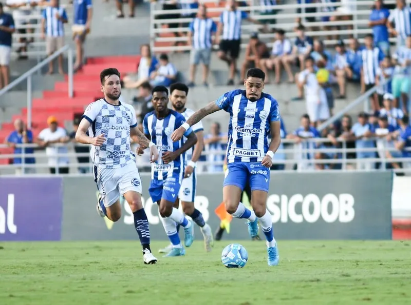 Azulão está vivo na briga, mas deve chegar à rodada final sem ter garantido a classificação