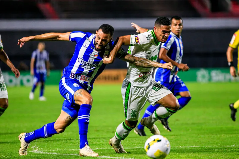 No ano passado, Azulão foi eliminado da Copa do Brasil pelo América-MG, na terceira fase
