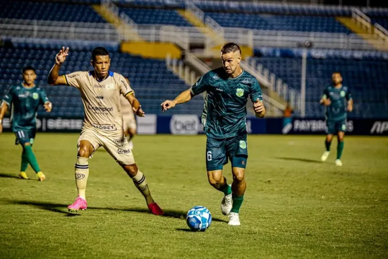 Atuação azulina não foi tão boa, mas CSA venceu o Floresta pela Série C, nesse domingo