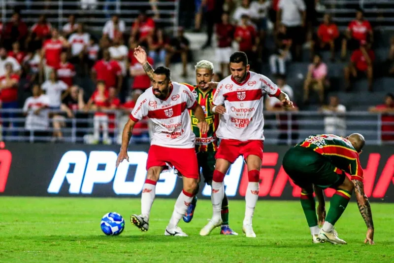 Ataque regatiano é rodeado de dúvidas e pouco tem produzido neste início de Campeonato Brasileiro