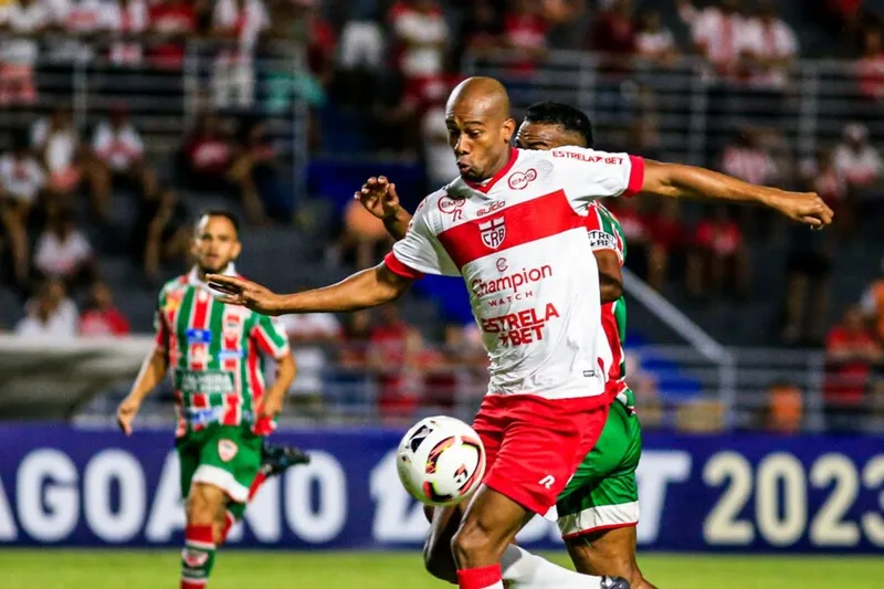 Atacante colombiano fez apenas oito partidas nesta Série B e pode ter um novo clube neste segundo semestre