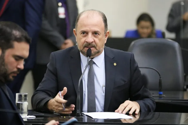 Imagem ilustrativa da imagem DEPUTADO DIZ QUE DENÚNCIA É ‘FAKE NEWS’