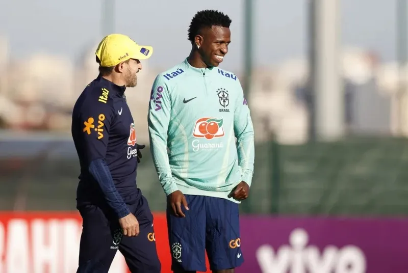 Como técnico interino da Seleção, Ramon Menezes comanda primeiro teste do Brasil após a Copa do Mundo