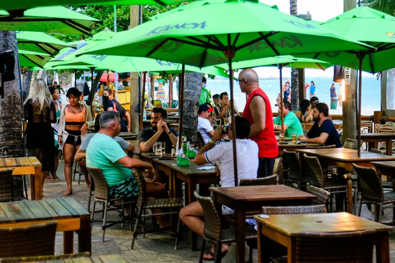 Os números do IBGE apontam que o total de pessoas ocupadas em Alagoas aumentou 13% em uma década