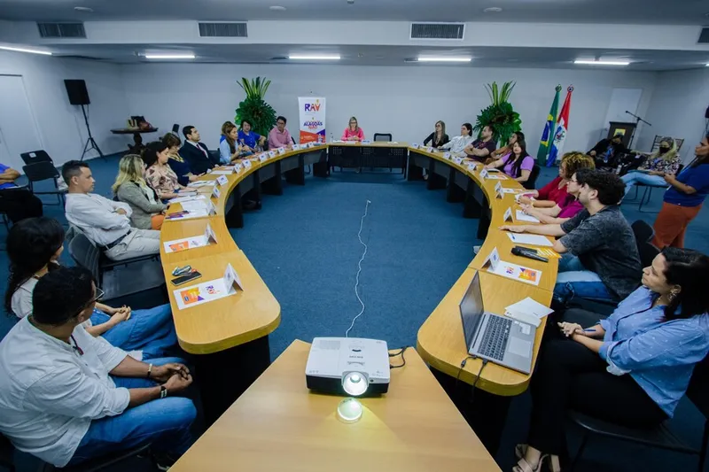 Imagem ilustrativa da imagem ENCONTRO DEBATE PLANOS DE ASSISTÊNCIA AOS VULNERÁVEIS DE AL