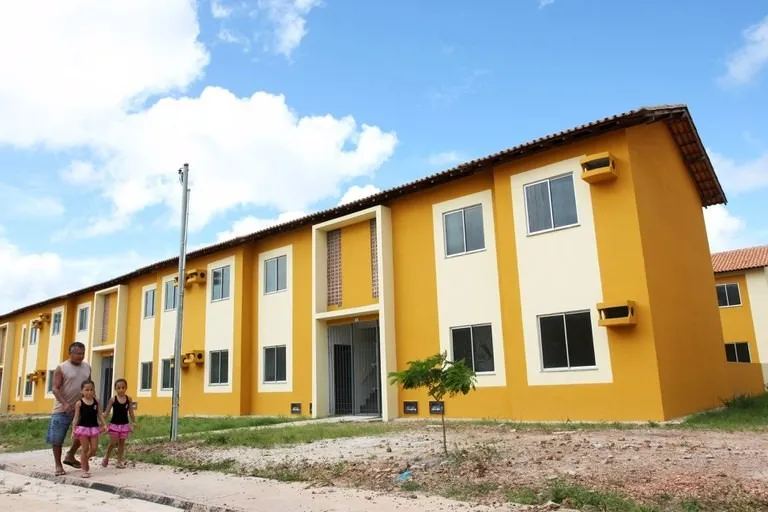 Imagem ilustrativa da imagem ESTADO CONTA COM NOVO MINHA CASA PARA REDUZIR DEFICIT HABITACIONAL