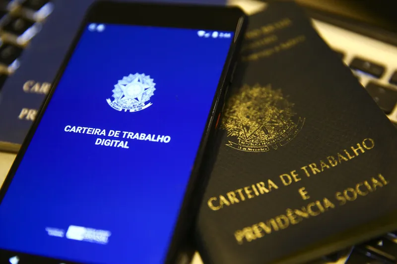 Alagoas registrou um saldo positivo de 16.771 empregos com carteira assinada em 12 meses