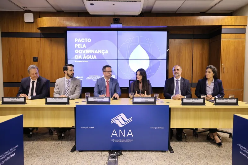 A assinatura do Pacto aconteceu na sede da Agência Nacional das Águas, em Brasília