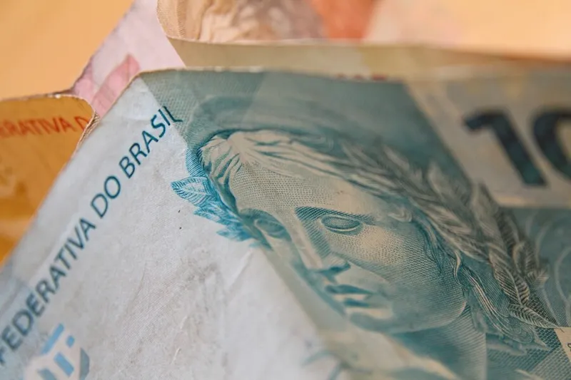 O crédito consignado é um empréstimo com desconto direto na folha de pagamento