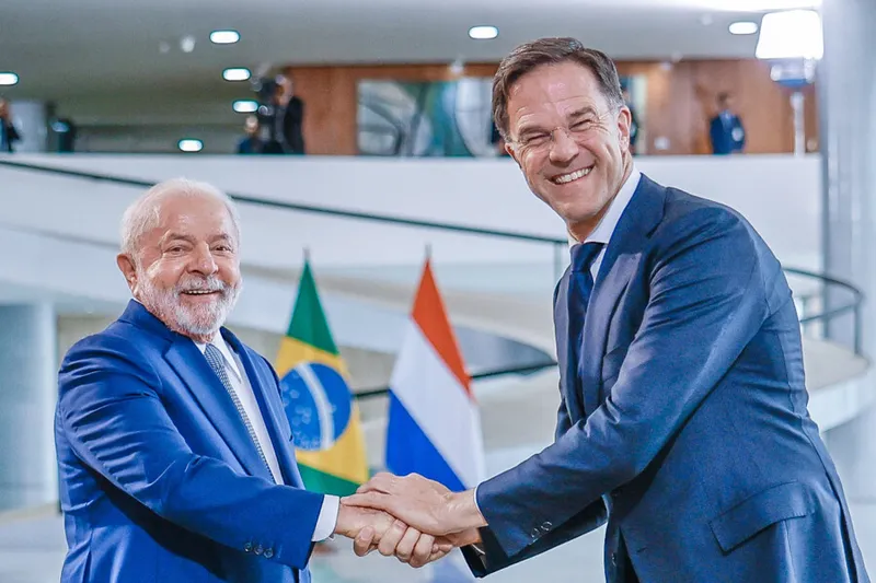 Brasilia (DF), 09.05.2023 - Presidente da República, Luiz Inácio Lula da Silva, durante Cerimônia de chegada do primeiro-ministro dos Países Baixos, Mark Rutte, por ocasião de sua visita oficial ao Brasil. Palácio do Planalto - Brasília - DF. Foto: Ricardo Stuckert/PR