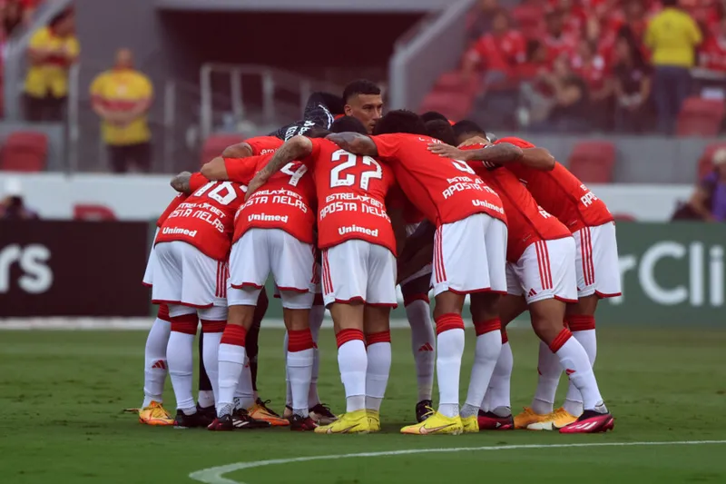 Após ser eliminado nas semifinais do Campeonato Gaúcho, Internacional muda o foco para a Copa Libertadores