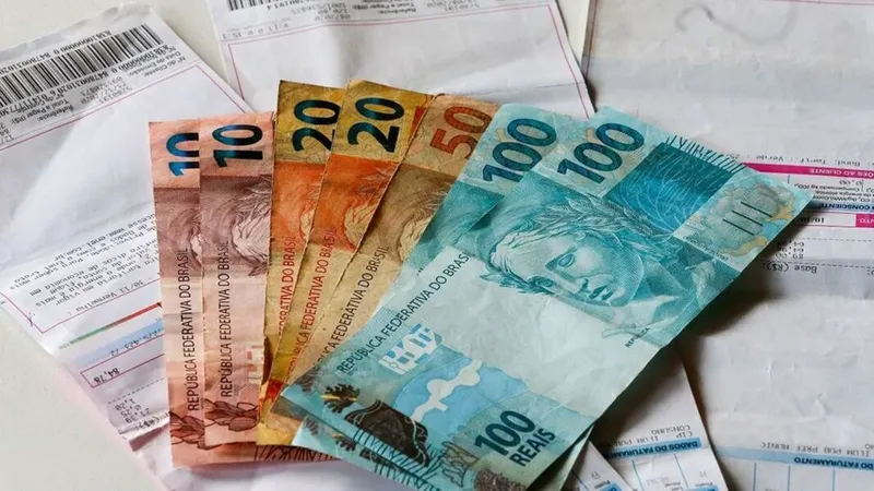 Imagem ilustrativa da imagem MAIS DE 524 MIL ALAGOANOS ESTÃO INADIMPLENTES COM CONTA DE ENERGIA