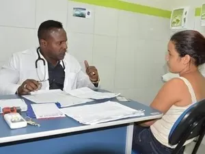 Imagem ilustrativa da imagem MAIS MÉDICOS DEVE REDUZIR DEMANDAS NO SERTÃO