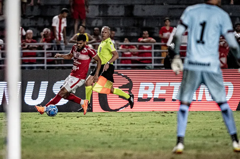 Bruno Silva foi o 1º reforço da janela de transferências, mas ainda não deslanchou no Galo