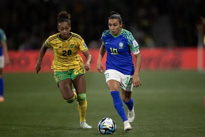 Alagoana Marta se despediu da Seleção Brasileira, após a eliminação, nessa terça-feira, da Copa do Mundo feminina