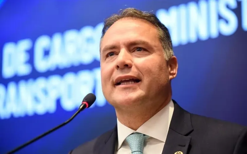 Imagem ilustrativa da imagem MINISTRO ANUNCIA R$ 160 MI PARA RECUPERAR MALHA RODOVIÁRIA EM AL