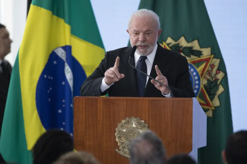 Braslia (DF) 15/03/2023 - O presidente Luiz Incio Lula da Silva, durante lanamento do novo Programa Nacional de Segurana Pblica com Cidadania (Pronasci II). Durante a cerimnia, houve a entrega de 270 viaturas para Patrulhas Maria da Penha.
Foto: Jodson Alves/Agncia Brasil