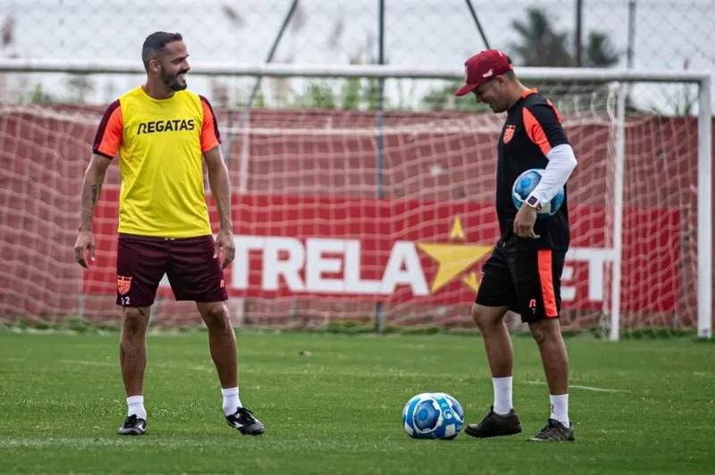 Anselmo Ramon agradeceu ao DM do Galo pelo tratamento feito no ombro e que resultou em sua recuperação