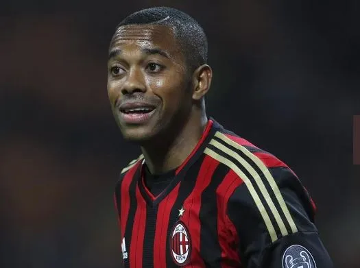 Robinho foi condenado a 9 anos de prisão, por crime de estupro, cometido na Itália