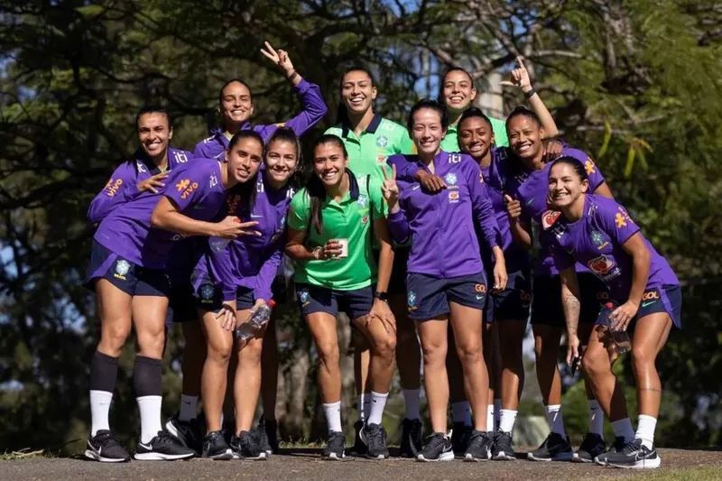 Seleção Brasileira feminina de futebol já retomou as atividades físicas, visando ao início da Copa do Mundo