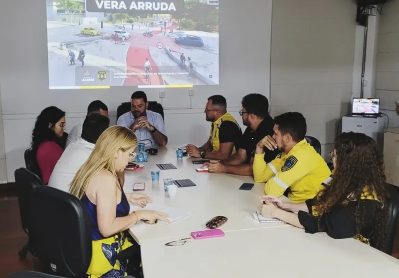 Imagem ilustrativa da imagem SMTT APRESENTA À CÂMARA PROJETO DE ABERTURA DE RUAS NO VERA ARRUDA