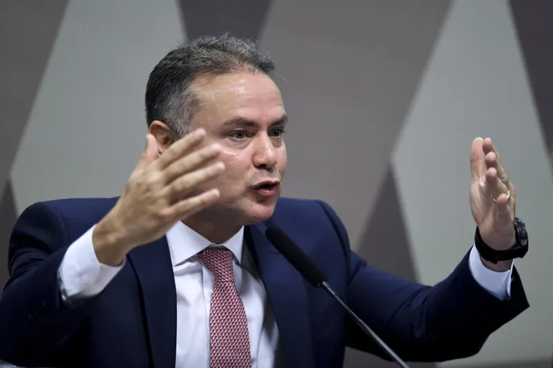 Renan Filho: “A gente está vendo obras que não terminam nunca, obras paralisadas”