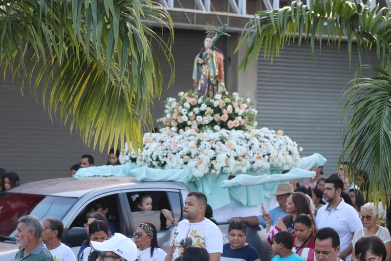 No domingo (23), houve a procissão das crianças com o mastro e com a imagem de Santa Maria Madalena