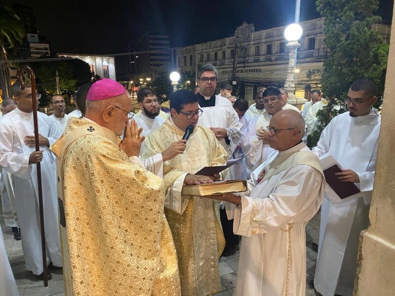 Padre Elison Silva assumiu a reitoria da Catedral de Maceió na noite da última segunda-feira (17)