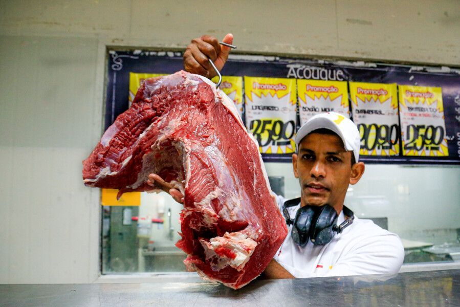 O preço do quilo da carne bovina teve redução de 1,22%, no mês de fevereiro, aponta IBGE