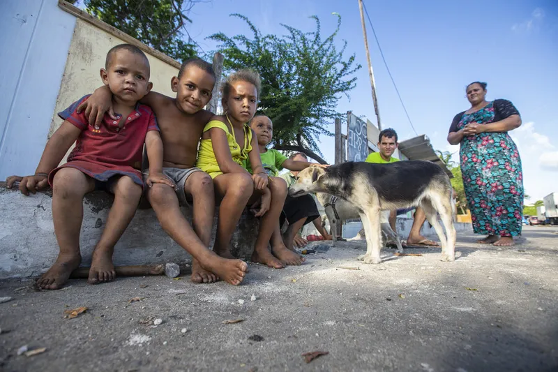 Imagem ilustrativa da imagem AL TEM REDUÇÃO NO PERCENTUAL DE CRIANÇAS E ADOLESCENTES NA POBREZA