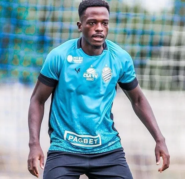 Zagueiro Alex Trindade não teve uma passagem marcante pelo CSA, pois nunca entrou em campo com a equipe