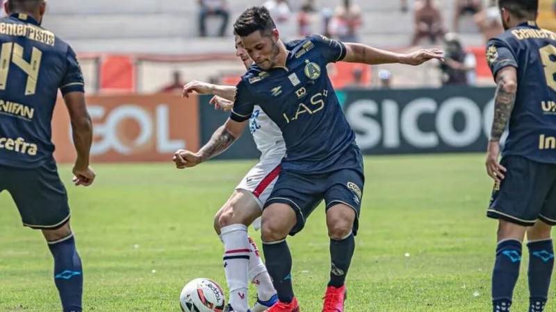 Atacante Gilvan estava no São José, mas também atuou em Campinense e Aparecidense nesta temporada