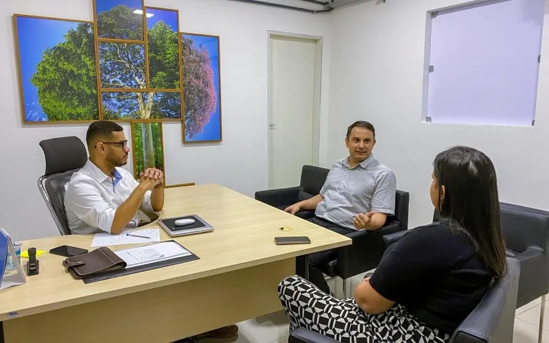 Secretário de Meio Ambiente e Urbanismo, Marcos Cavalcanti, se reuniu com o jornalista Fernando James
