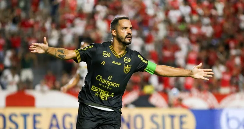 Anselmo Ramon não marca gols há sete partidas, mas vê Galo com boa variedade de artilheiros na Segundona