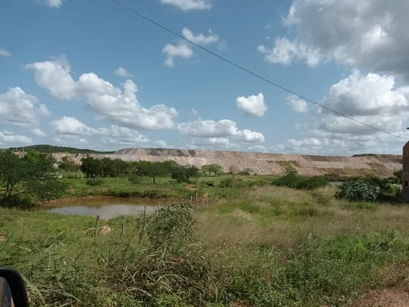 Imagem ilustrativa da imagem DETONAÇÕES DA VALE VERDE PROVOCAM TREMORES E ASSUSTAM CRAÍBAS