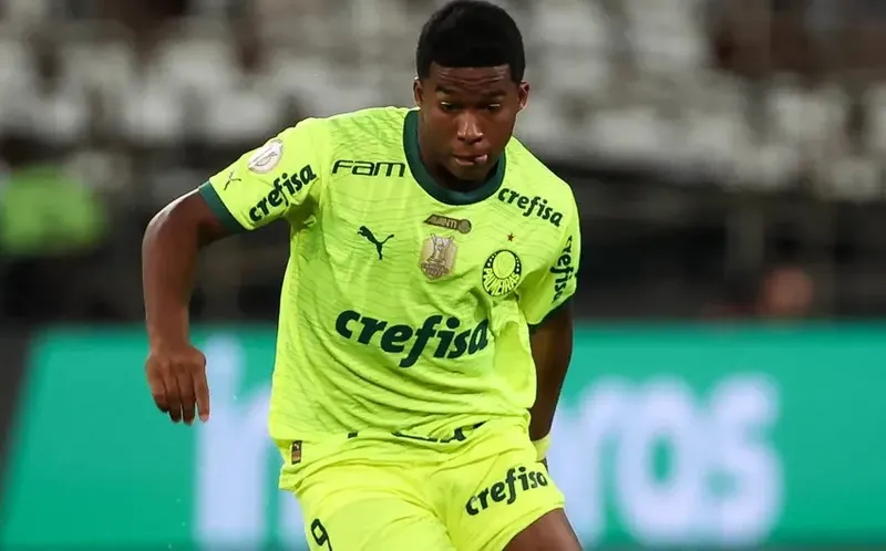 Jovem atacante Endrick, do Palmeiras, está na lista de convocados do técnico Fernando Diniz para a Seleção Brasileira