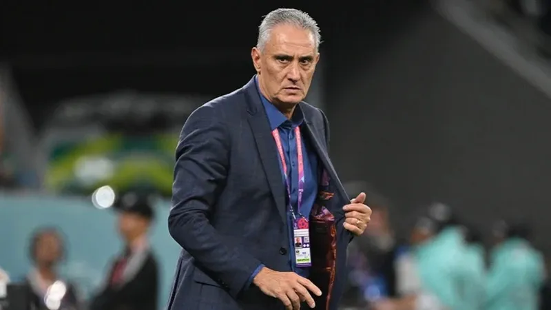 Tite tinha o desejo de trabalhar na Europa, porém, não recebeu propostas que considerou satisfatórias