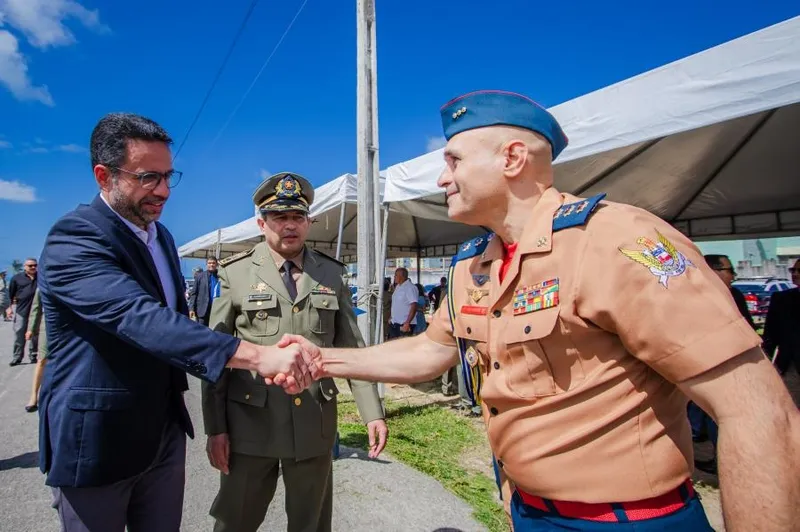 Imagem ilustrativa da imagem GOVERNO DE ALAGOAS PROMOVE 1.263 PRAÇAS E OFICIAIS DA POLÍCIA MILITAR