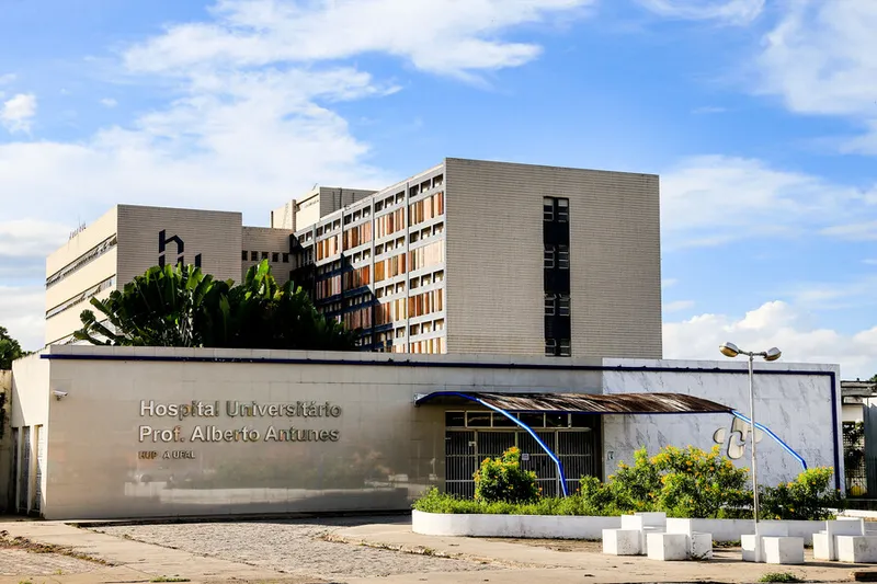 Maceió, 23 de abril de 2020
Hospital Universitário Professor Alberto Antunes (HU). Localizado na Avenida Lourival Melo Mota, S/N - Tabuleiro do Martins, em Maceió. Alagoas - Brasil.
Foto: ©Ailton Cruz