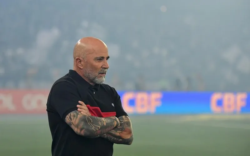 Com o respaldo do presidente Rodolfo Landim, técnico Jorge Sampaoli ganha ‘fôlego’ no Flamengo