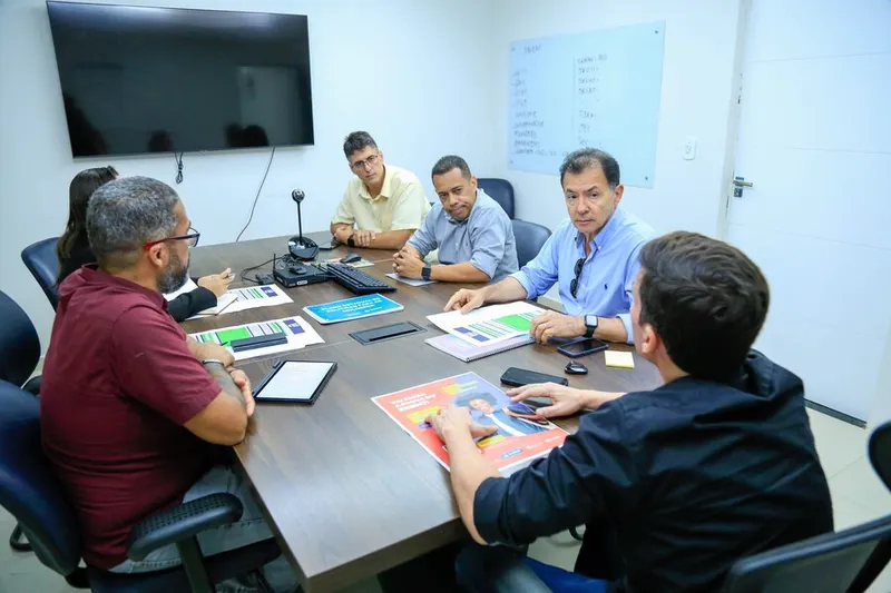 Imagem ilustrativa da imagem OAM E SEDUC REALIZAM AULÃO GRATUITO PARA O ENEM EM MACEIÓ E ARAPIRACA