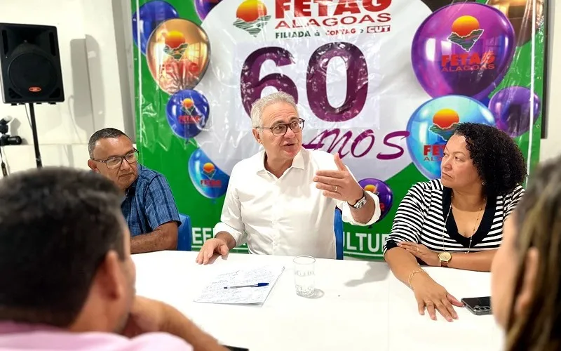 Imagem ilustrativa da imagem RENAN CALHEIROS E FETAG DISCUTEM SITUAÇÃO DA AGRICULTURA FAMILIAR
