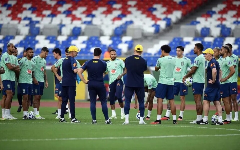 Seleção Brasileira permanece na terceira posição, atrás da líder Argentina e da segunda colocada França