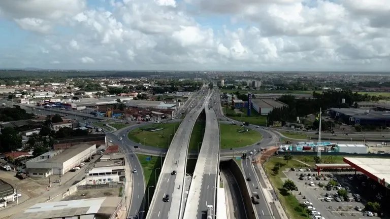 Imagem ilustrativa da imagem ARCO METROPOLITANO VAI TIRAR TRÁFEGO DE CARGA DA ÁREA URBANA DE MACEIÓ