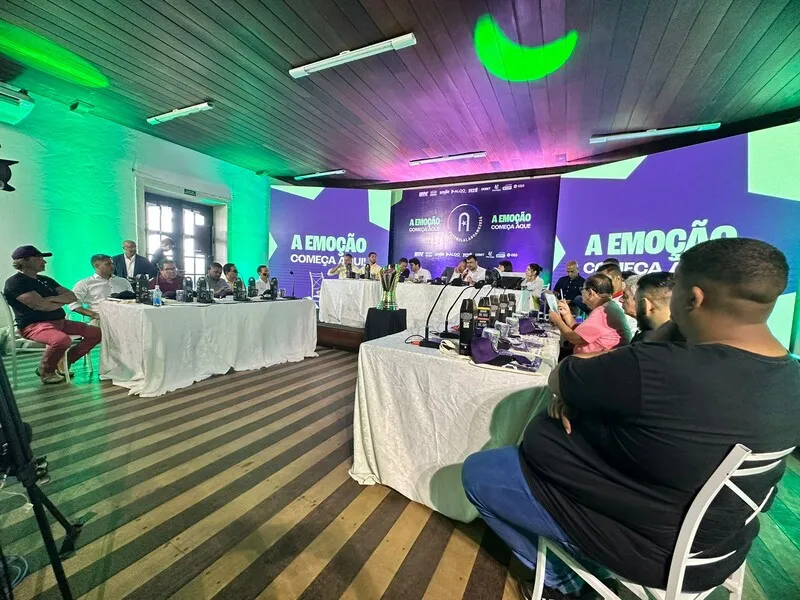 Representantes dos clubes se reuniram com a Federação Alagoana de Futebol nessa quinta