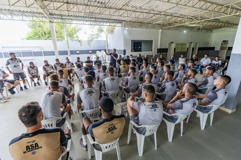 Com boa parte do elenco em solo arapiraquense, o presidente Rogério Siqueira falou sobre os objetivos do time