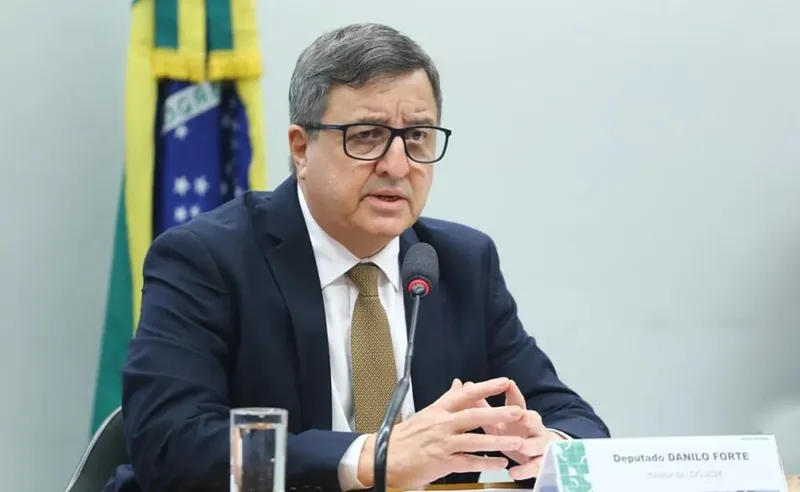 Imagem ilustrativa da imagem GOVERNO MANTÉM META FISCAL DE DEFICIT ZERO, ANUNCIA RELATOR